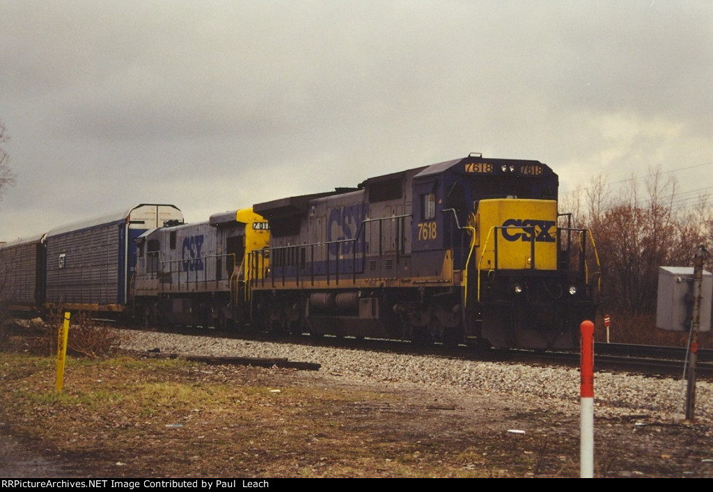 Vehicle train waits for new crew